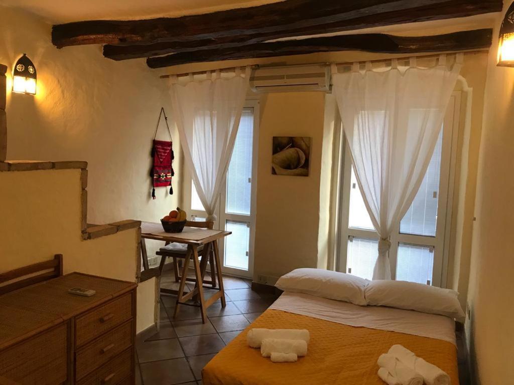 Lo Sguardo Sul Corso - Appartamento Intero Cagliari Buitenkant foto